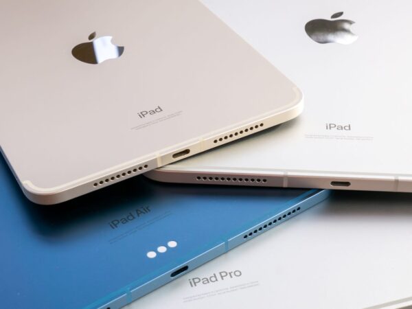iPad - Image 3